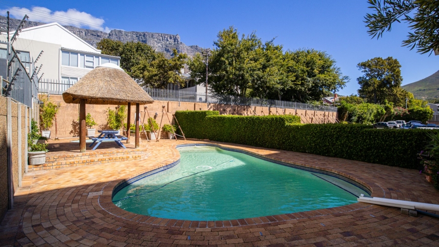 To Let 2 Bedroom Property for Rent in Oranjezicht Western Cape